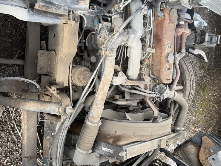 1998-isuzu-npr-image-21