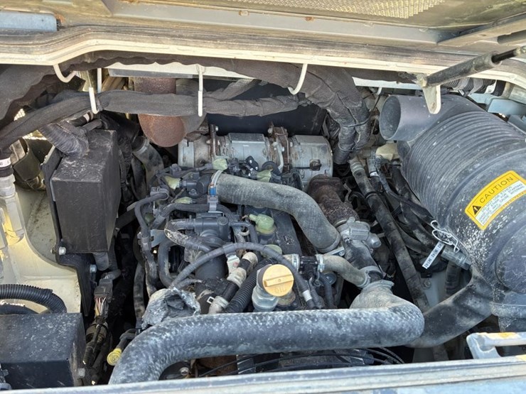 takeuchi-tl10v2-image-19