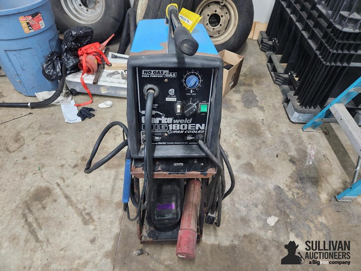 clark-180en-mig-welder-image-2
