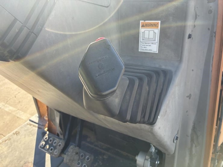 2016-case-570n-ep-image-10