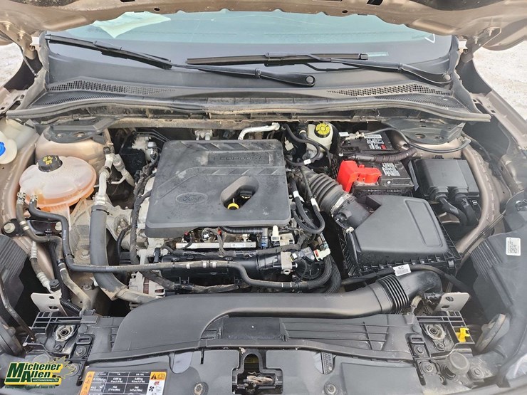 2020-ford-escape-image-27