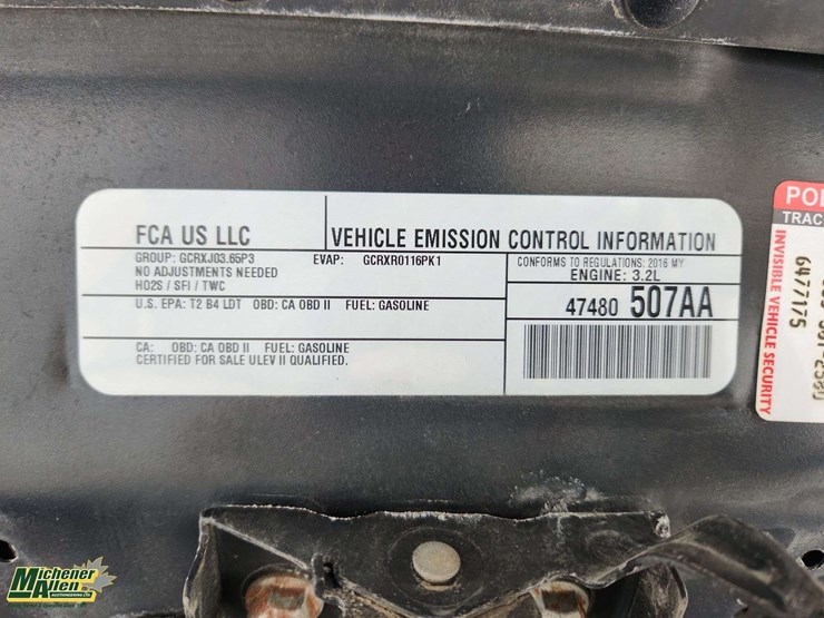 2016-jeep-cherokee-image-36