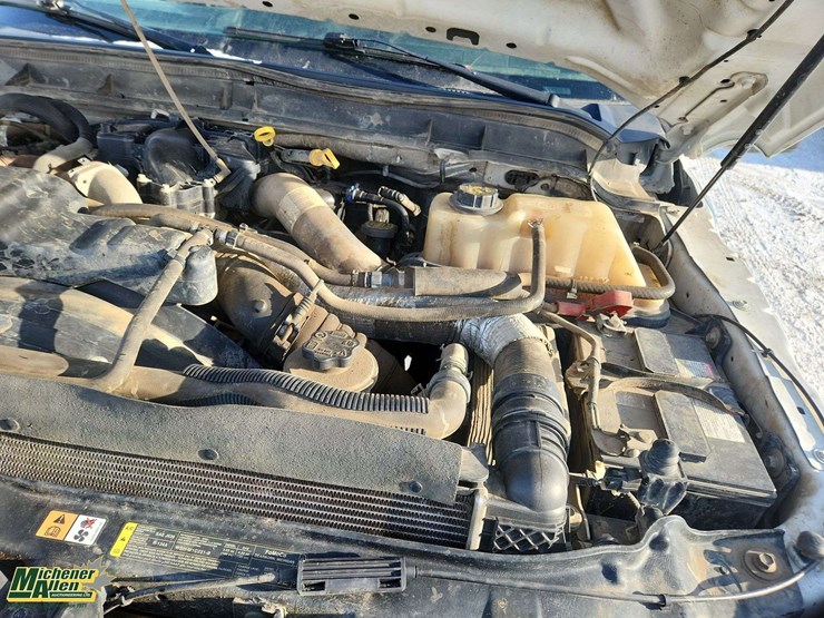 2015-ford-f350-sd-image-30