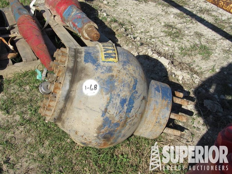 (1-68)-hydril-k-10-3000-pulsation-dampener-image-1