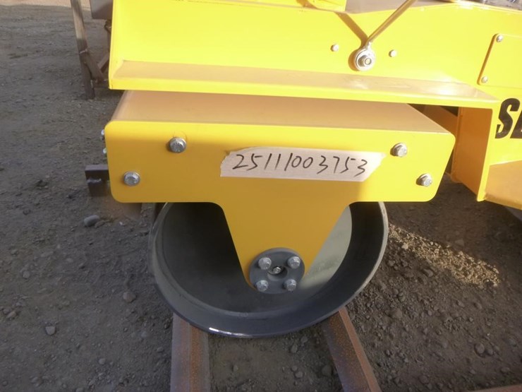 sdlool-sl850-tandem-vibratory-roller-image-12