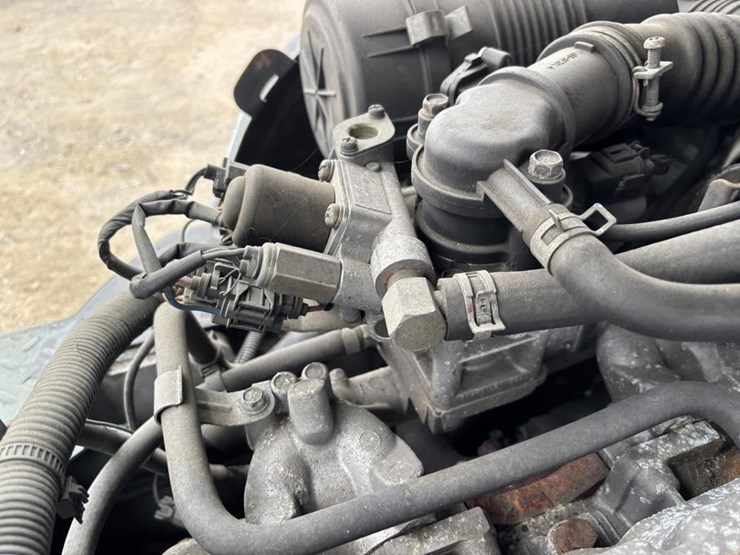 2005-nissan-mcpl02a25lv-image-29