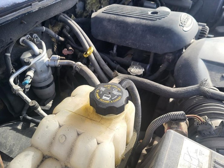 2004-chevrolet-2500hd-image-60