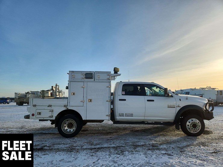 2014-ram-5500-4x4-s/a-service-truck-image-30