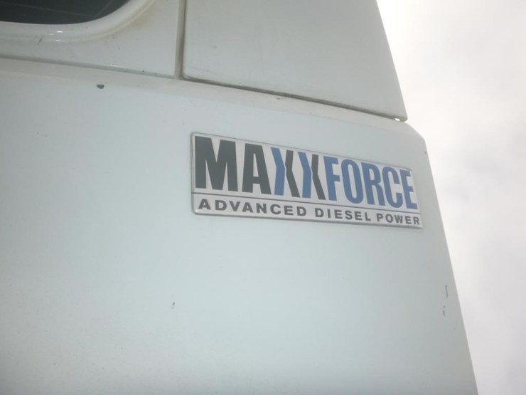 2012-international-durastar-4400-image-18