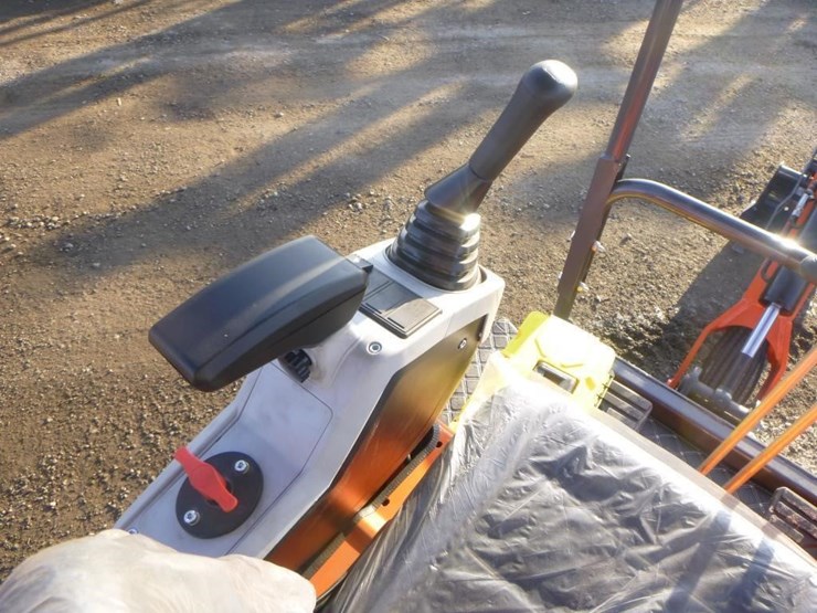 2025-sdlanch-sdle18p-hydraulic-excavator-image-21