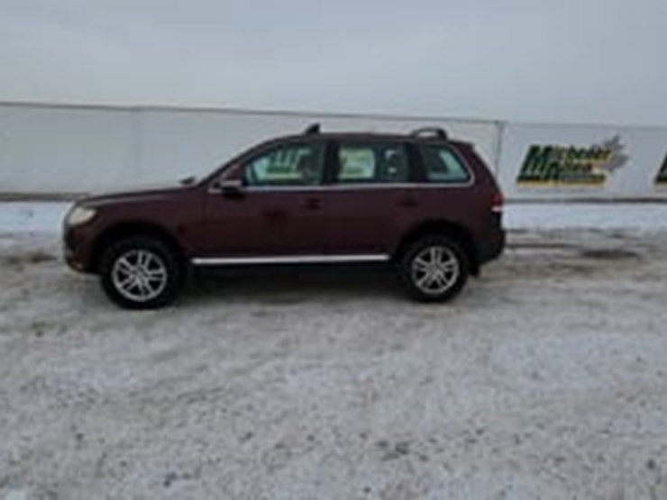 2008-volkswagen-touareg-image-5