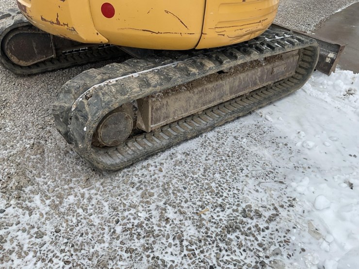 caterpillar-304cr-image-7