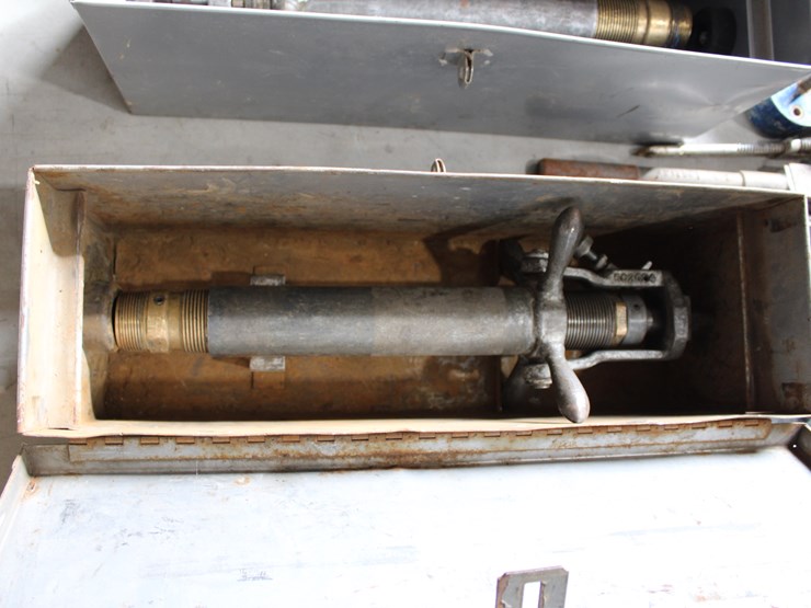 #1025-•-(2)-mueller-tapping-equipment-image-3