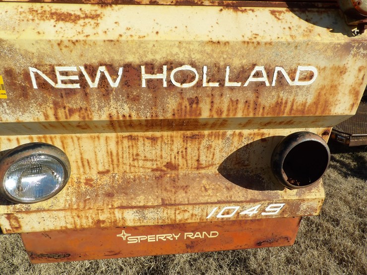 1977-new-holland-1049-image-2