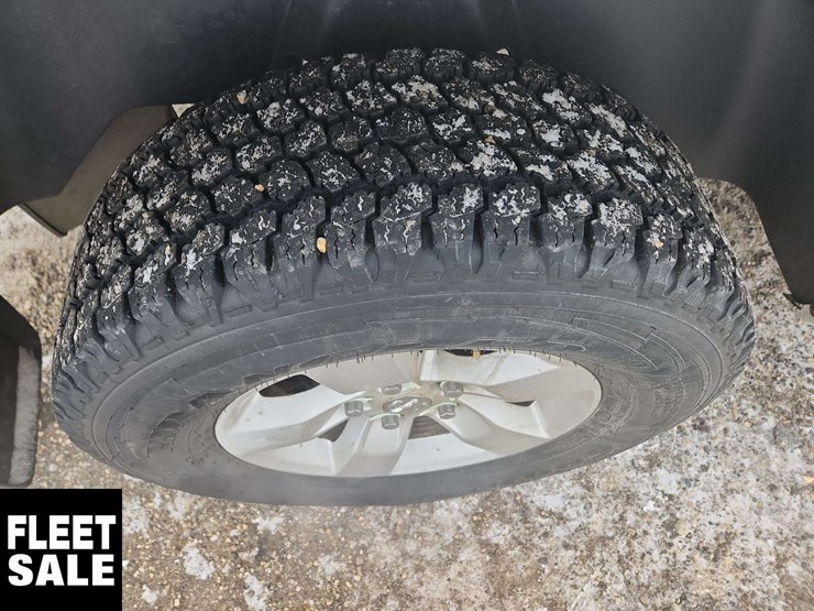 2014-dodge-1500-image-12