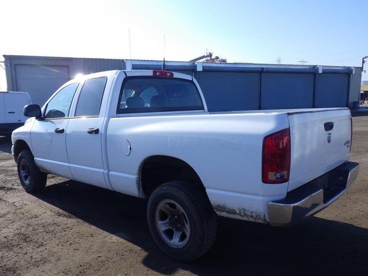 2005-dodge-ram-1500-image-4