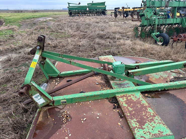 john-deere-7-image-9