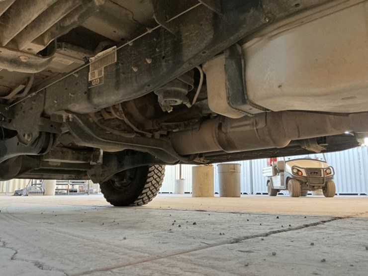 2013-ford-f350-image-23