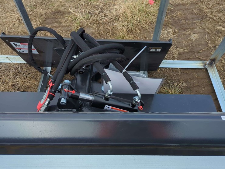 wolverine-skid-steer-6-way-dozer-blade-84"---swdb-11-84w-image-2