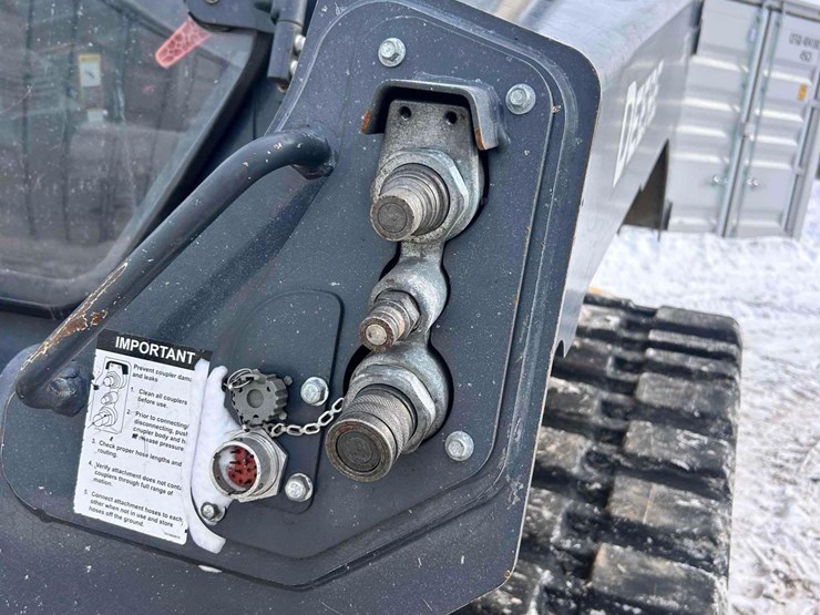 2019-deere-333g-image-10