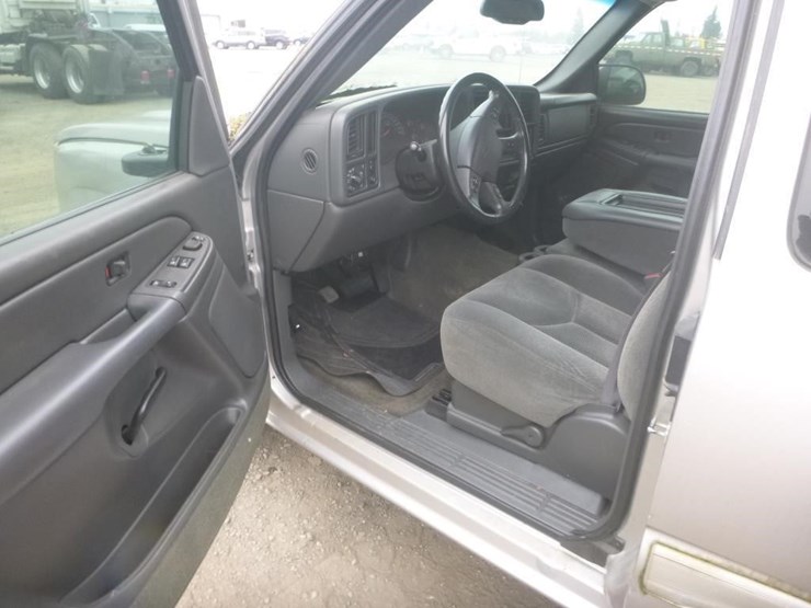 2005-chevrolet-1500-image-6