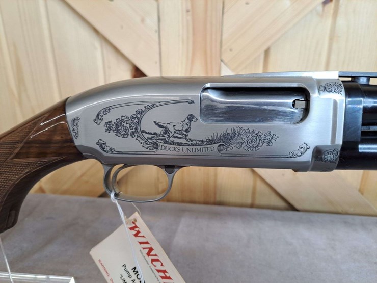 winchester-/ducks-unlimited-model-12-20-gauge-pump-shotgun-image-7