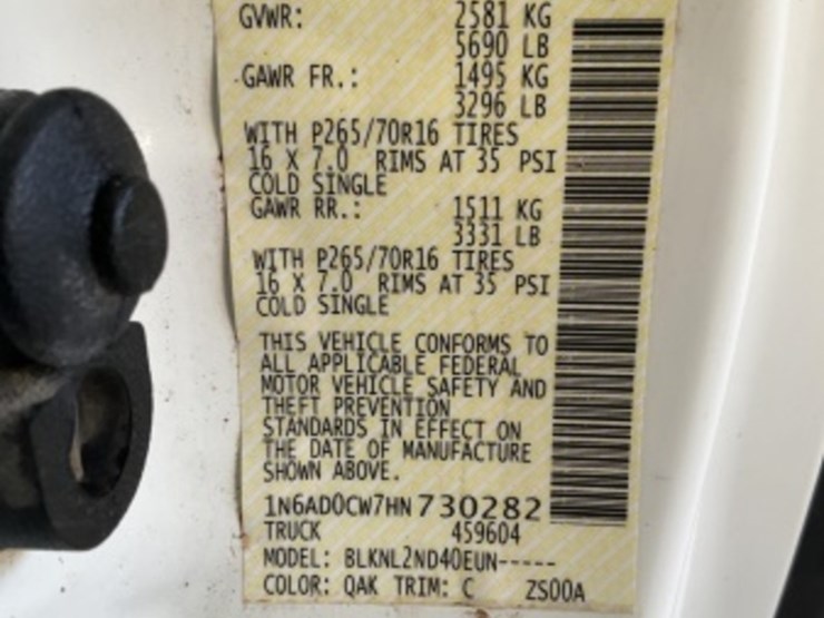 2017-nissan-frontier-image-15