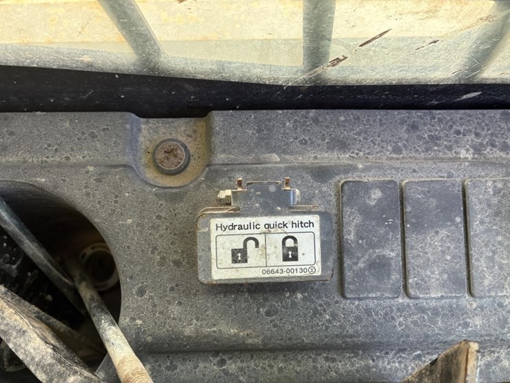 2019-takeuchi-tl10v2-image-14