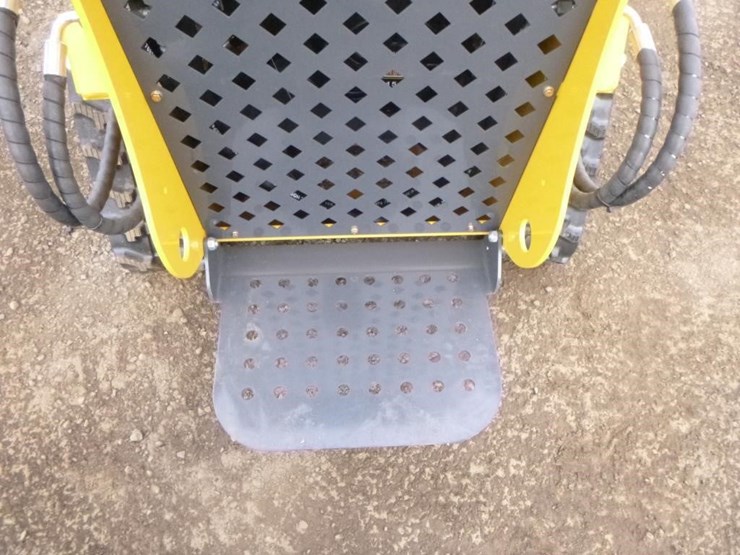 sdlanch-sdll60-skid-steer-track-loader-image-13