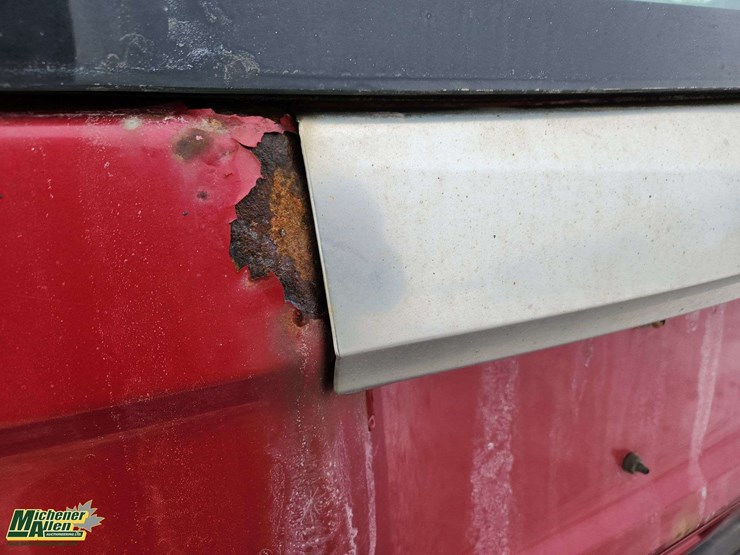 2011-mazda-tribute-image-40