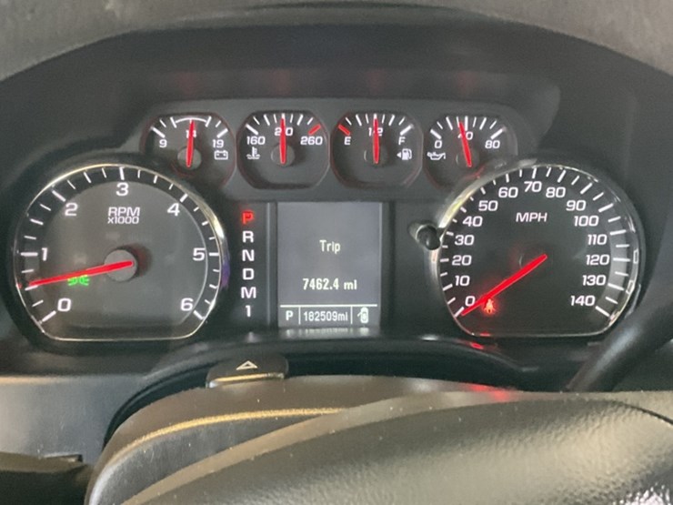 2016-chevrolet-silverado-2500-image-17