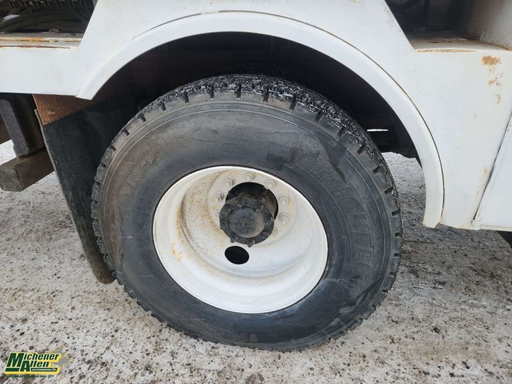 2006-international-workstar-7500-image-13