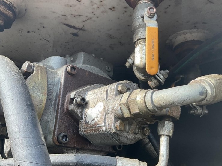 1995-timbco-t425-image-16