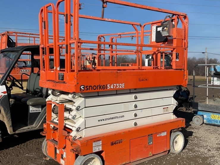 2015-snorkel-s4732e-image-1