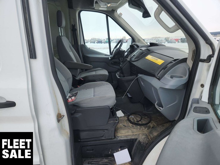 2017-ford-transit-image-27