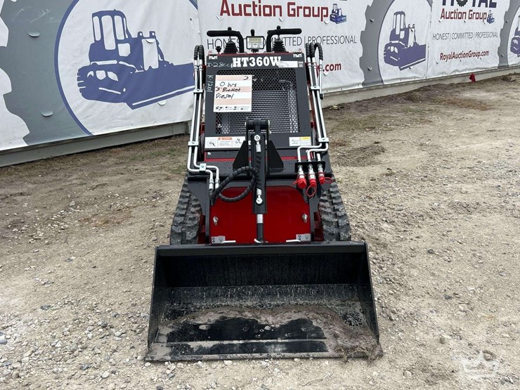 2025-ht360w-mini-stand-on-track-loader-skid-steer-image-14