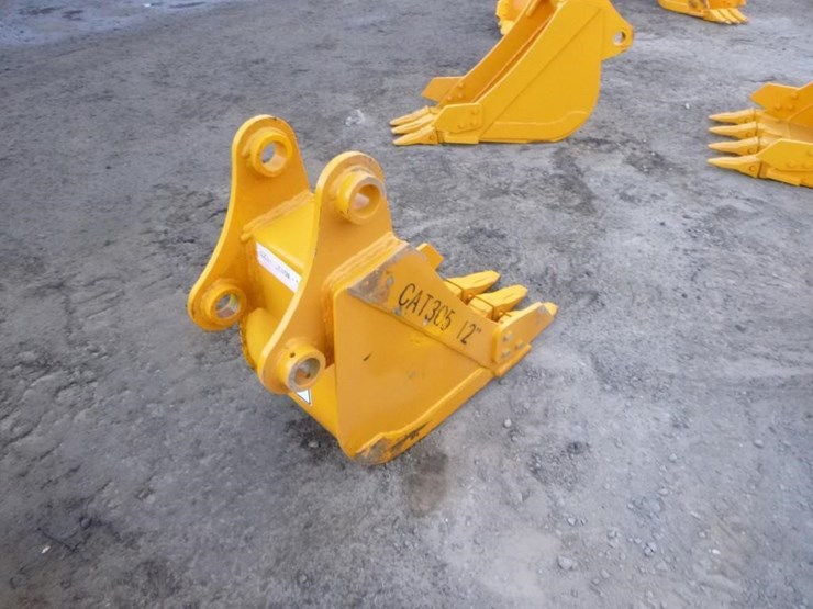 caterpillar-305-image-3