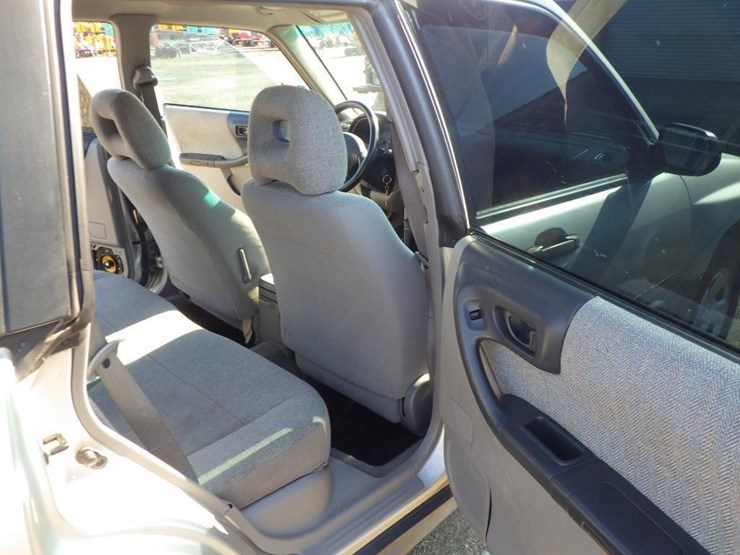 2001-subaru-forester-image-8