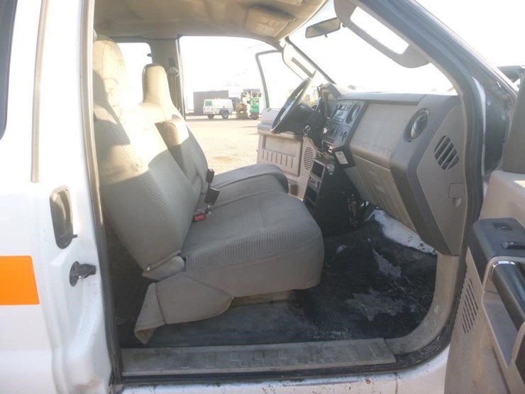 2008-ford-f450-image-12