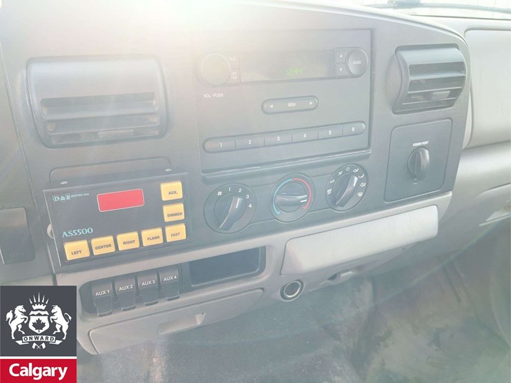 2006-ford-f350-image-17