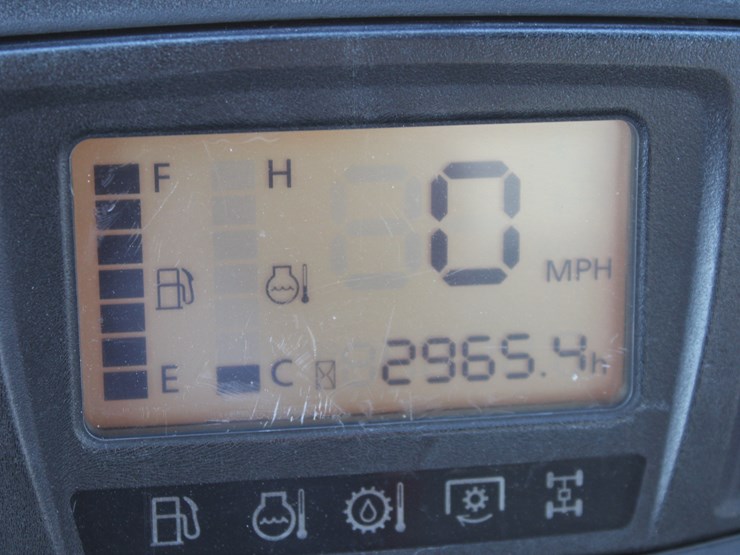 #2305-•-2016-kubota-rtv-image-9