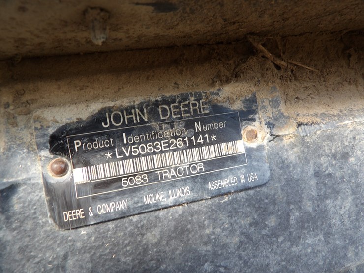 2010-john-deere-5083e-image-36