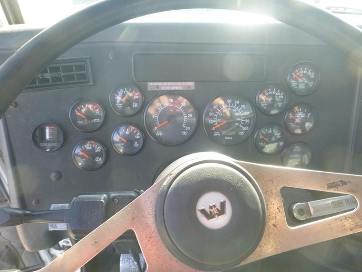2008-western-star-4900-image-19
