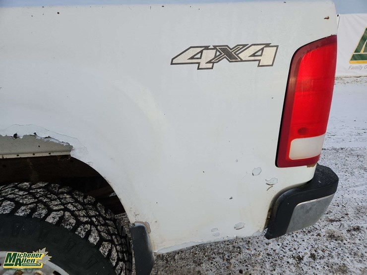 2011-gmc-sierra-3500hd-image-58