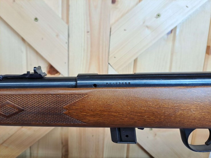 marlin-model-25n-.22-lr-bolt-rifle-image-10