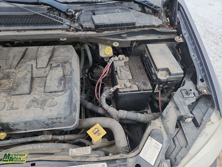 2009-chrysler-town-&-country-image-28