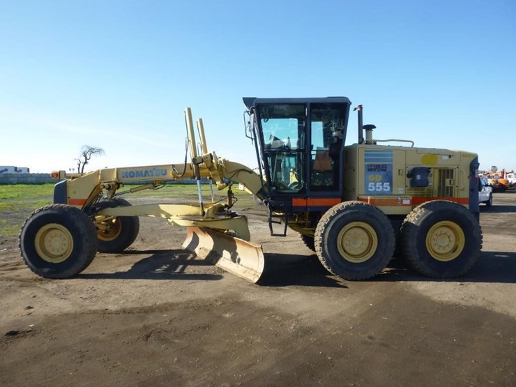 2006-komatsu-gd555-3c-image-5