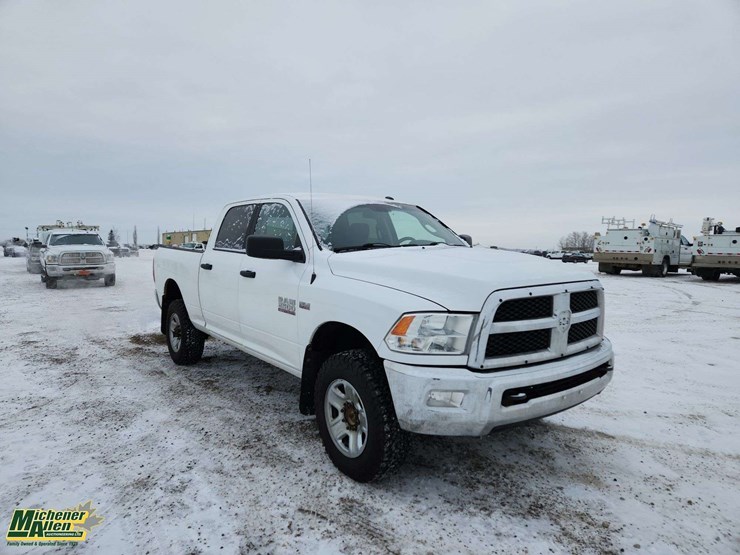 2017-ram-2500-hd-image-2