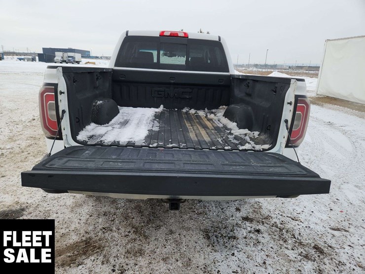 2018-gmc-sierra-1500-image-9