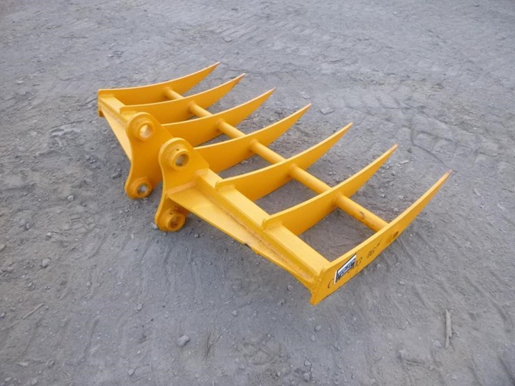 caterpillar-303-image-3